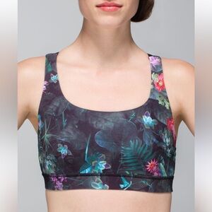 Lululemon Curious Jungle Multi / Black Energy Bra